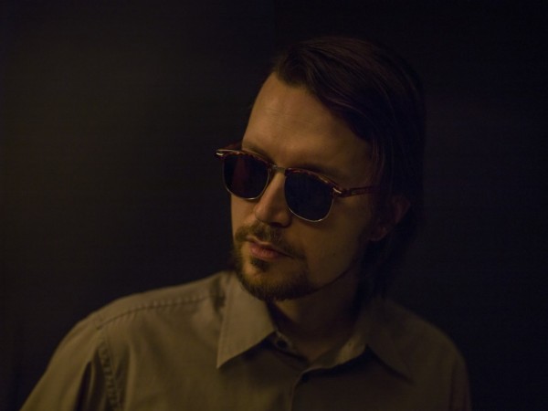Linear John