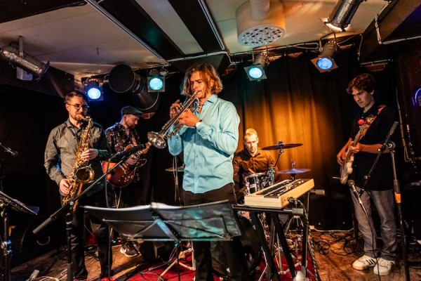 Baba Ganoush Orkestra